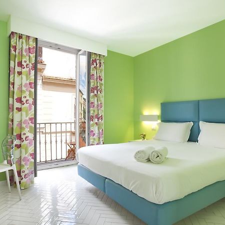 Palazzo Tasso Bed & Breakfast ซอร์เรนโต ภายนอก รูปภาพ
