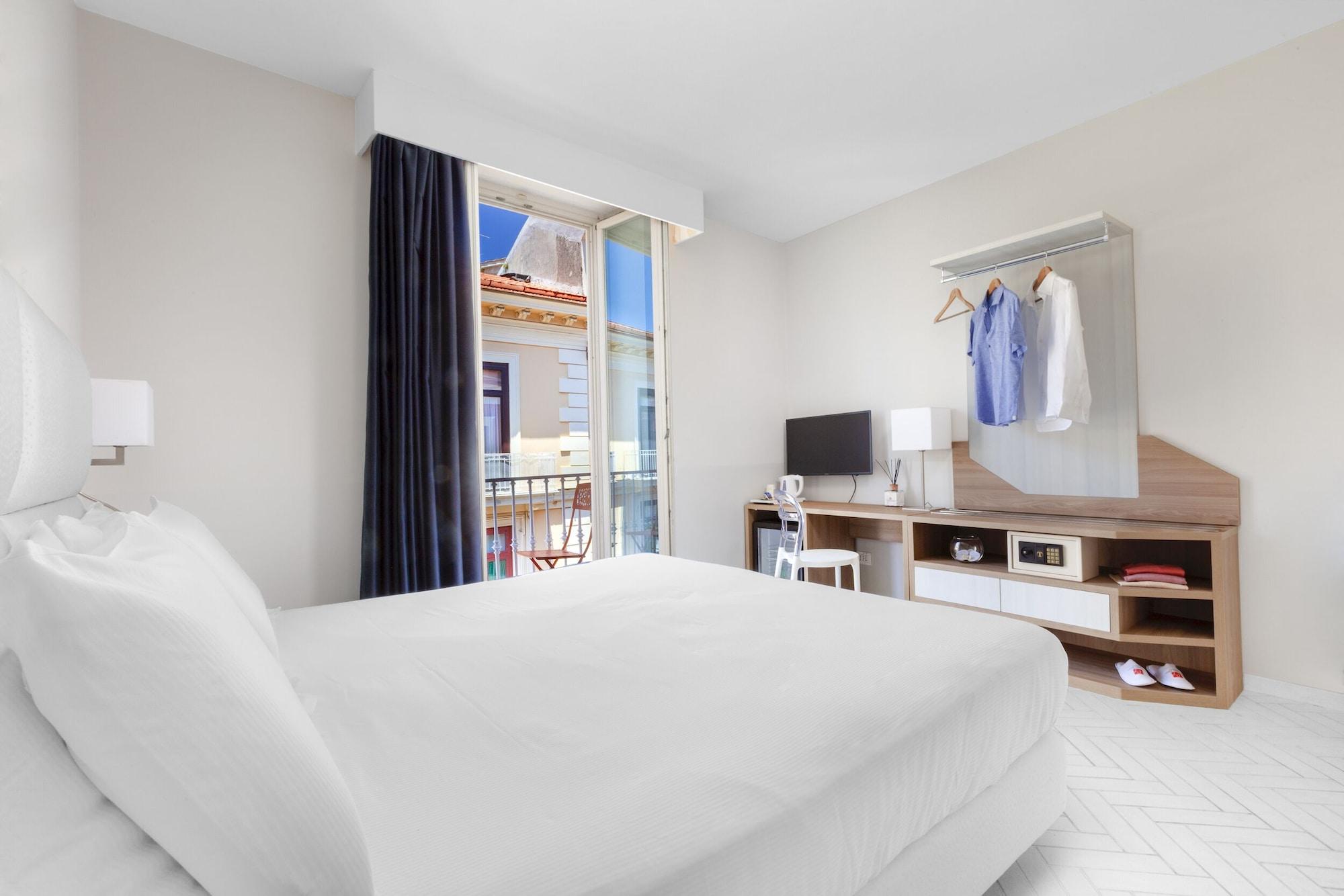 Palazzo Tasso Bed & Breakfast ซอร์เรนโต ภายนอก รูปภาพ