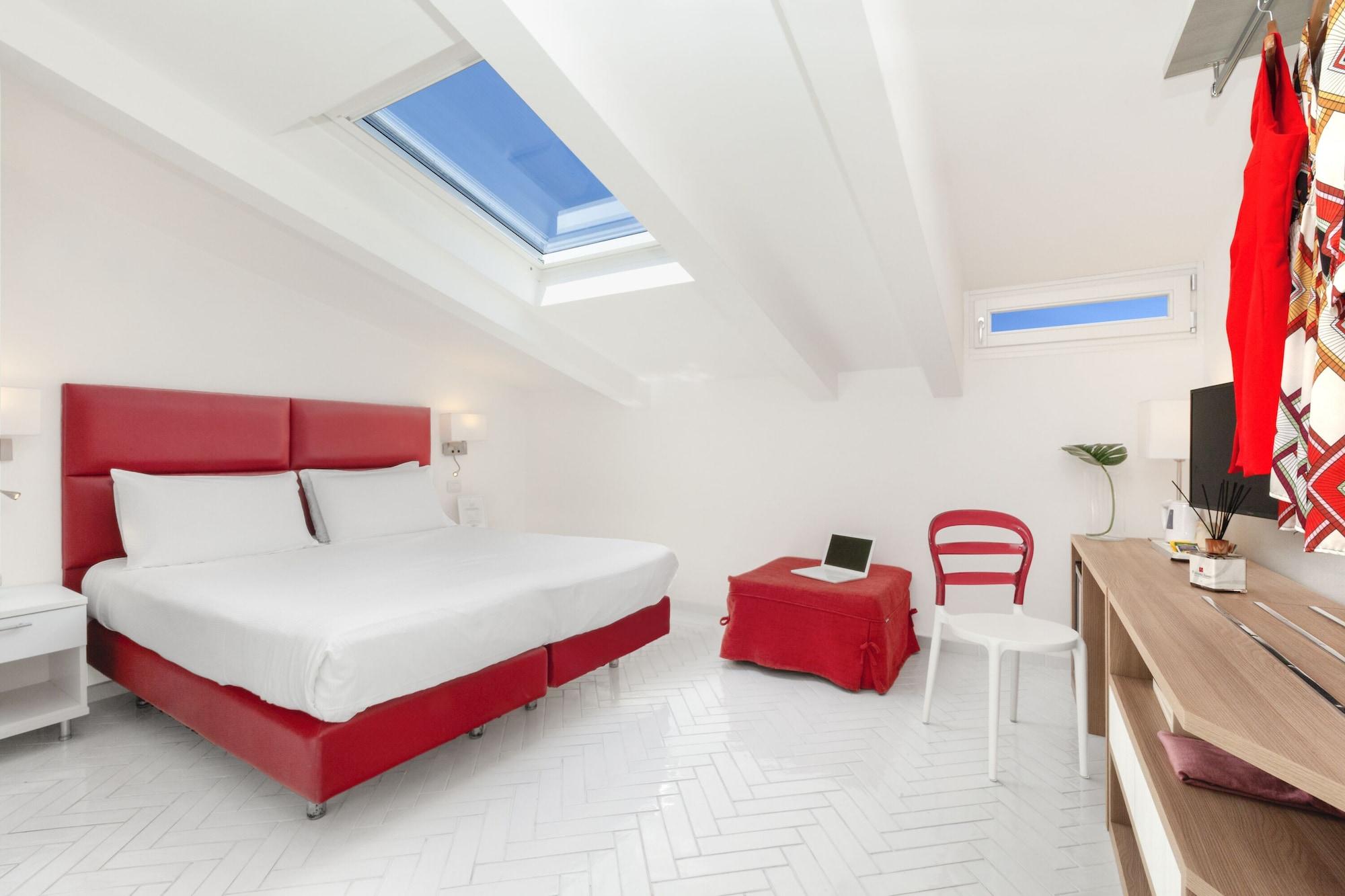 Palazzo Tasso Bed & Breakfast ซอร์เรนโต ภายนอก รูปภาพ