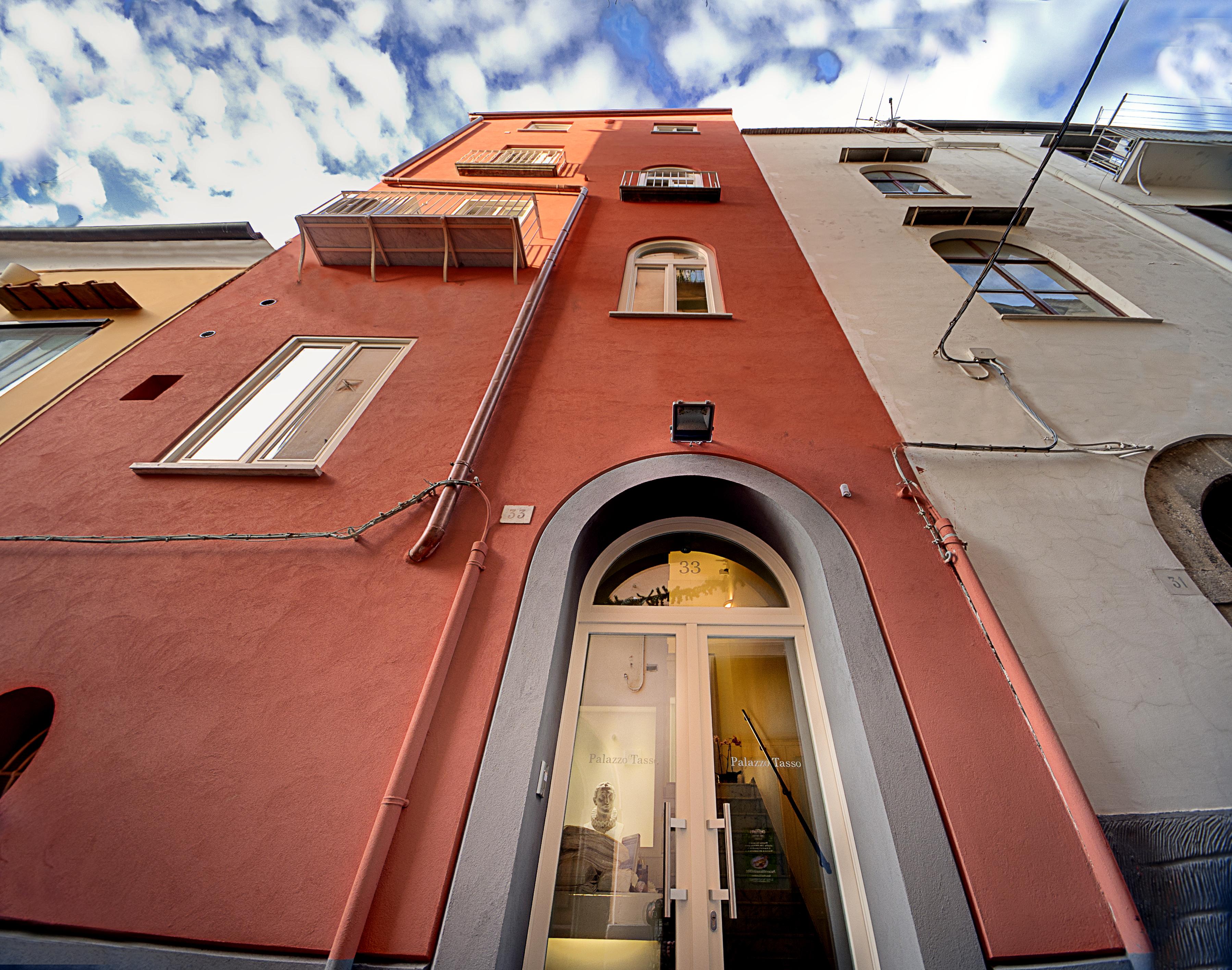 Palazzo Tasso Bed & Breakfast ซอร์เรนโต ภายนอก รูปภาพ