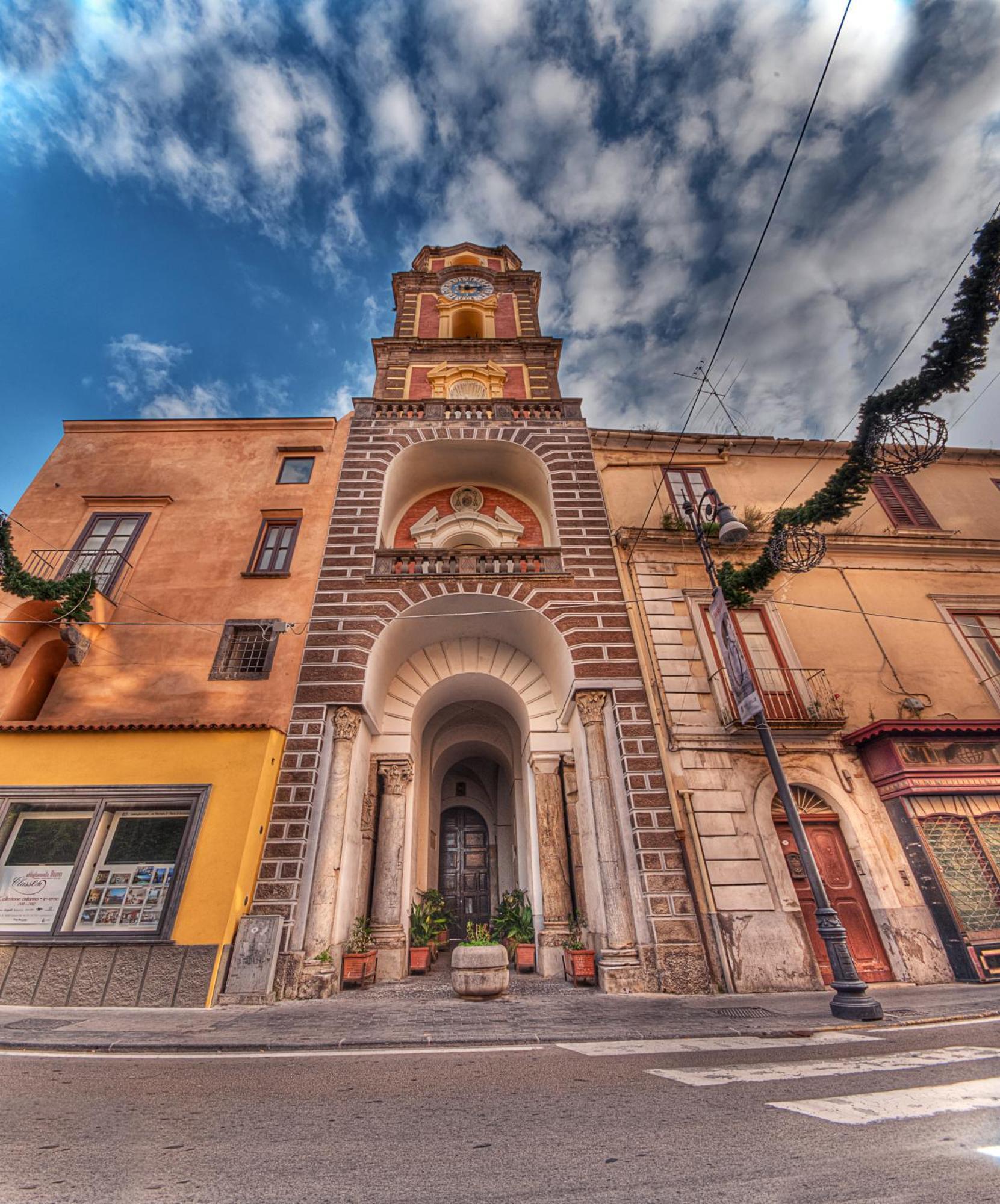 Palazzo Tasso Bed & Breakfast ซอร์เรนโต ภายนอก รูปภาพ